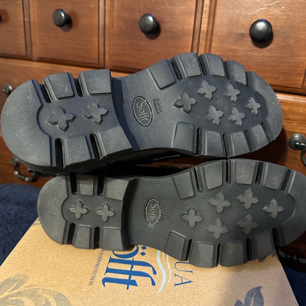 Practically NIB Softt black booties - Picture 6 of 10